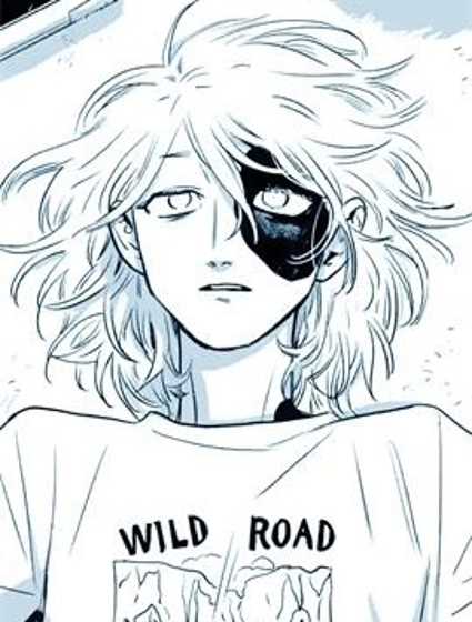 模樣斑駁的由伊